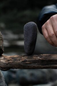 便秘解消に効果的なツボは即効性がある手の位置はどこ？